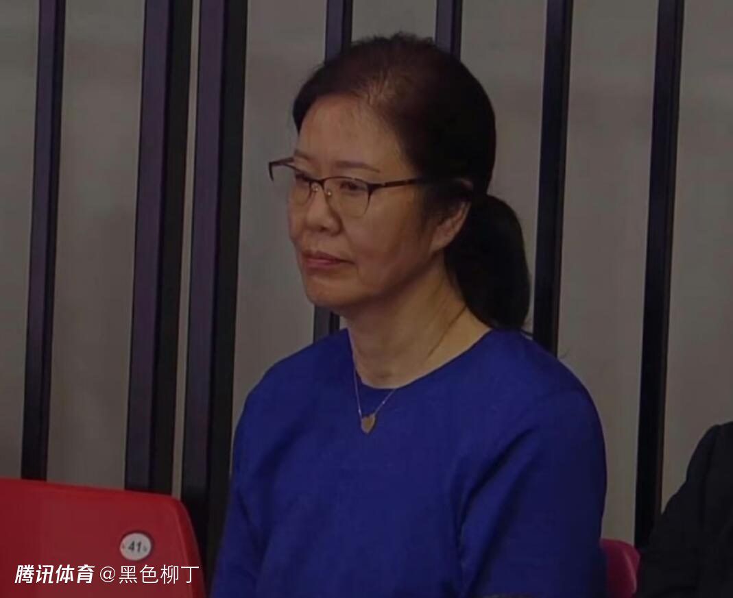 伊人久久婷婷丁香六月综合基地